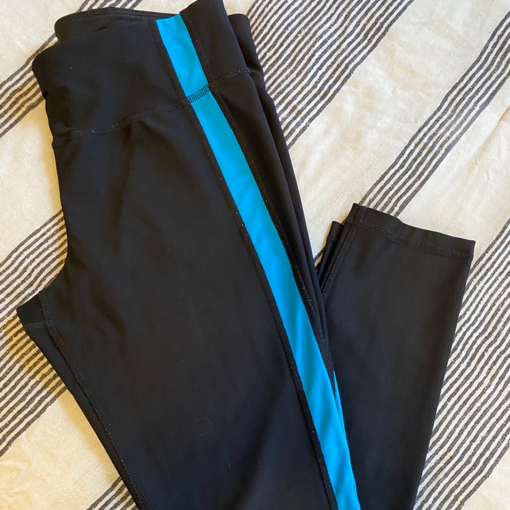 Xersion Mid Rise Full Length Leggings
